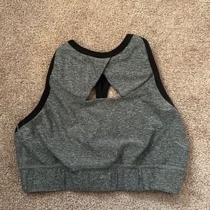 Chestee sports bra